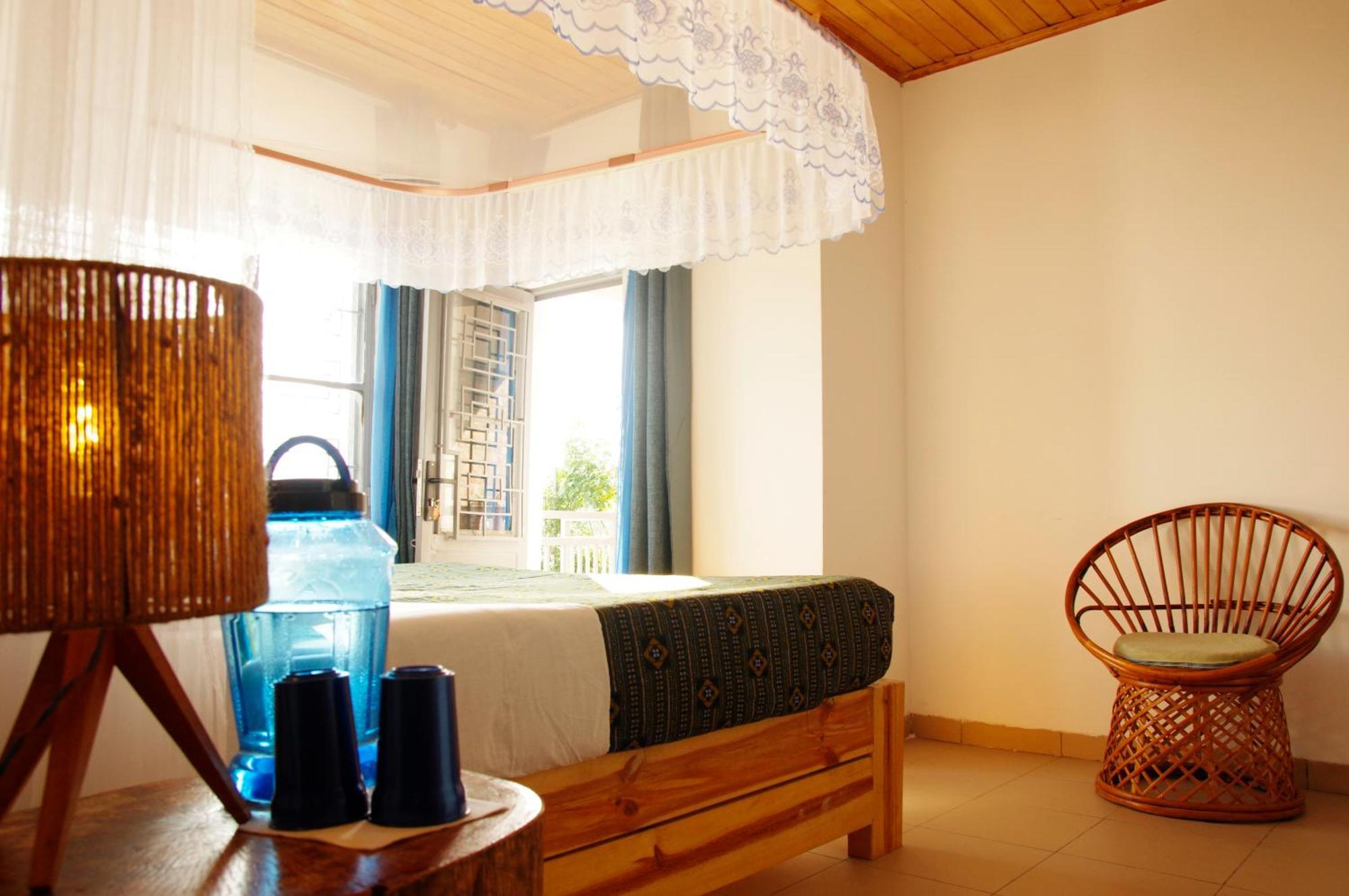 Spa Shallum Kibuye Luaran gambar