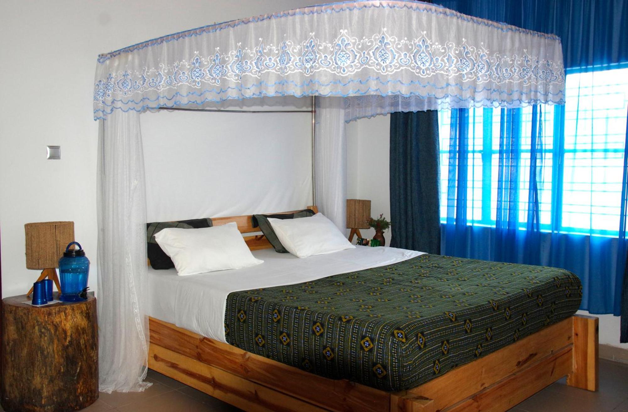 Spa Shallum Kibuye Luaran gambar