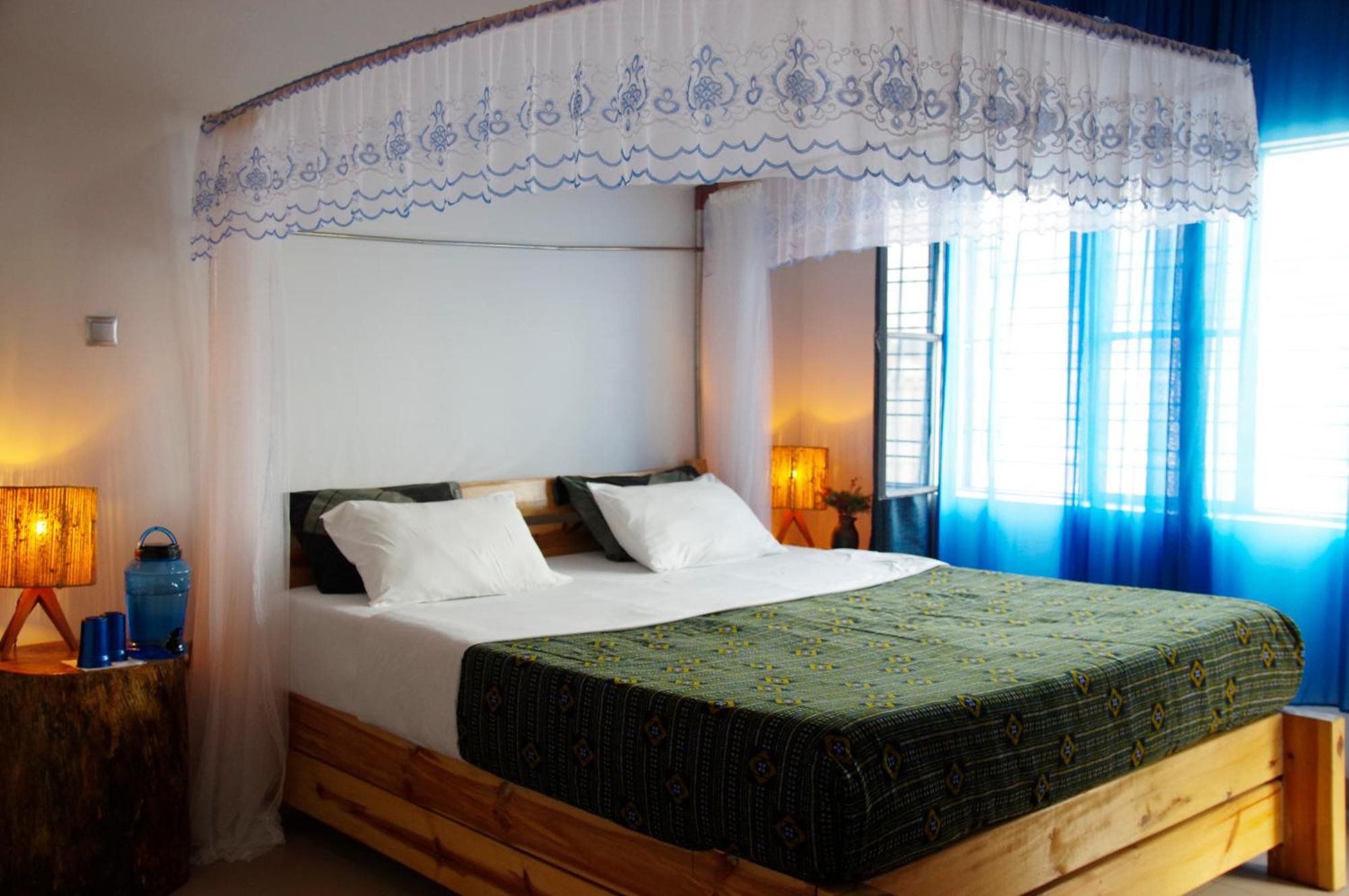 Spa Shallum Kibuye Luaran gambar