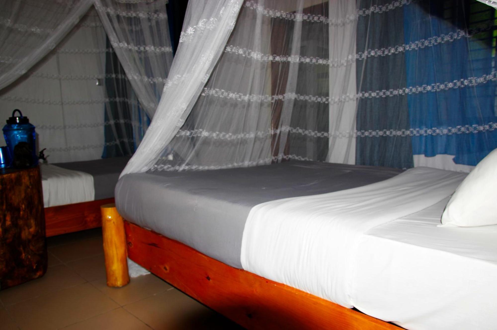 Spa Shallum Kibuye Luaran gambar